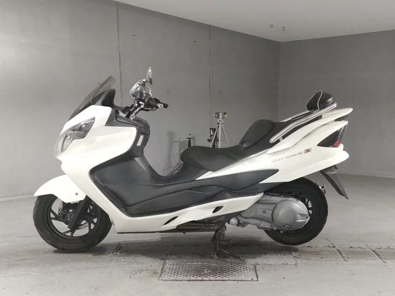 Suzuki SKYWAVE 250S