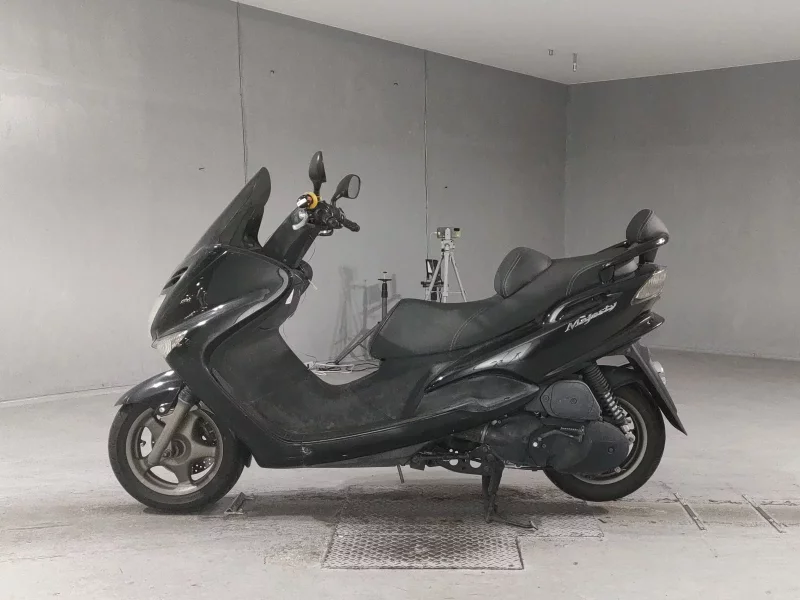 Yamaha MAJESTY 125