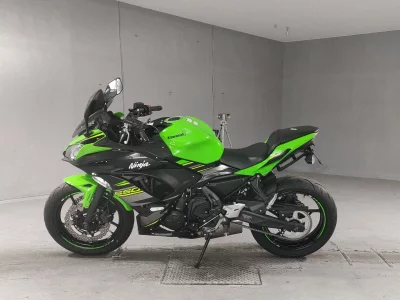 Kawasaki NINJA650 лот № 5339 оценка 5  с аукциона в Японии 2