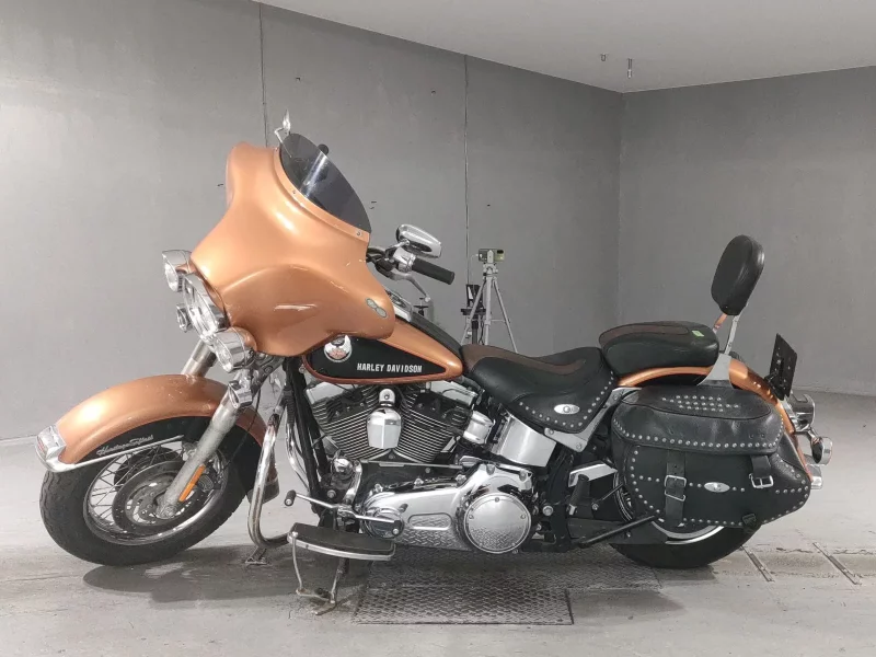 Harley-Davidson HARLEY FLSTC1580