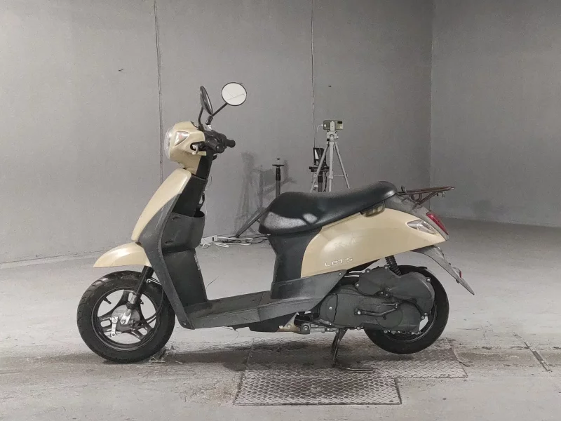 Suzuki LET S