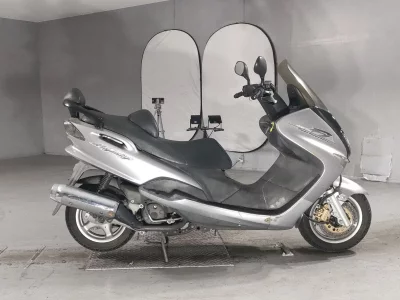 Yamaha MAJESTY 125
