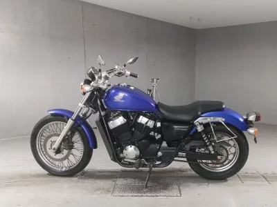 Honda VT750S