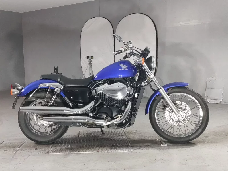 Honda VT750S