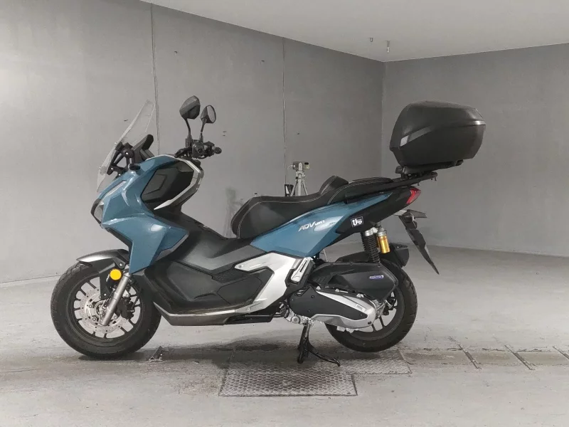 Honda ADV160