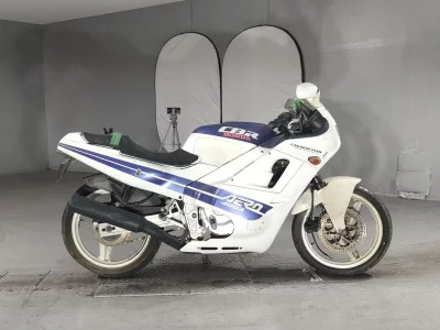 Honda CBR400RR