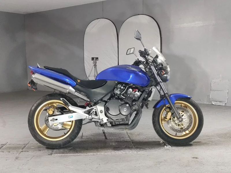 Honda HORNET250