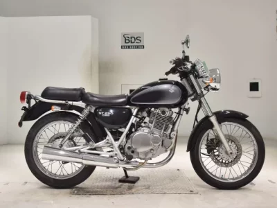 Suzuki ST250E