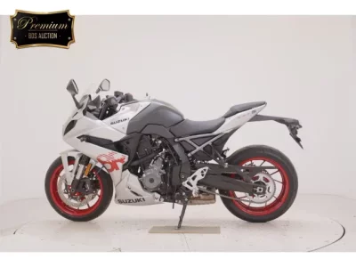 Suzuki GSX-8R  с аукциона в Японии
