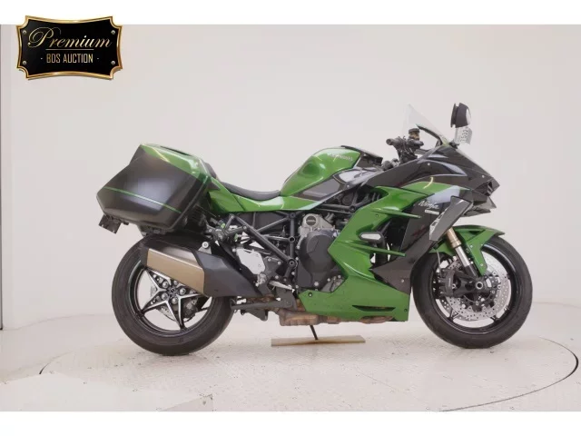Kawasaki Ninja H2 SX SE лот № 7532 оценка 5  с аукциона в Японии