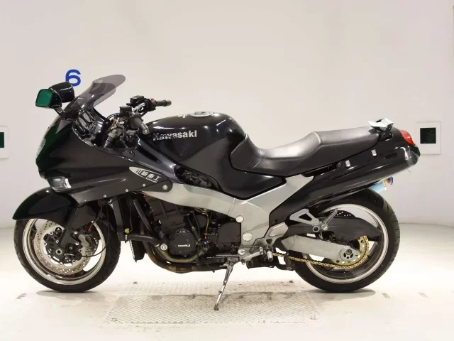 Kawasaki ZZR1100