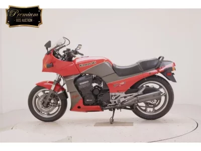 Kawasaki GPZ750R  с аукциона в Японии