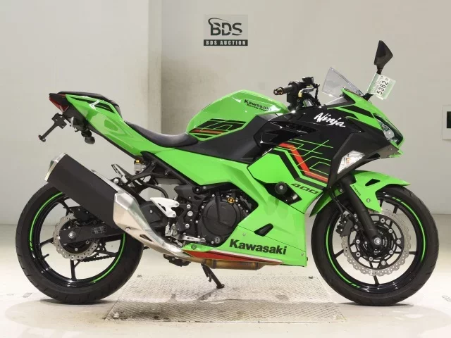 Kawasaki NINJA400-2 лот № 5362 оценка 5  с аукциона в Японии