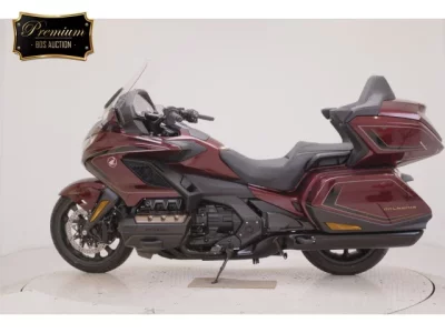 Honda GL1800 TOUR D  с аукциона в Японии