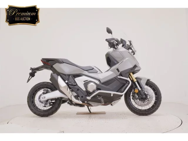 Honda X-ADV750-2 лот № 2510 оценка 6  с аукциона в Японии