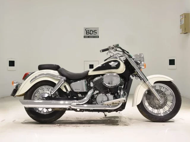 Honda SHADOW400 лот № 7886 оценка 4  с аукциона в Японии