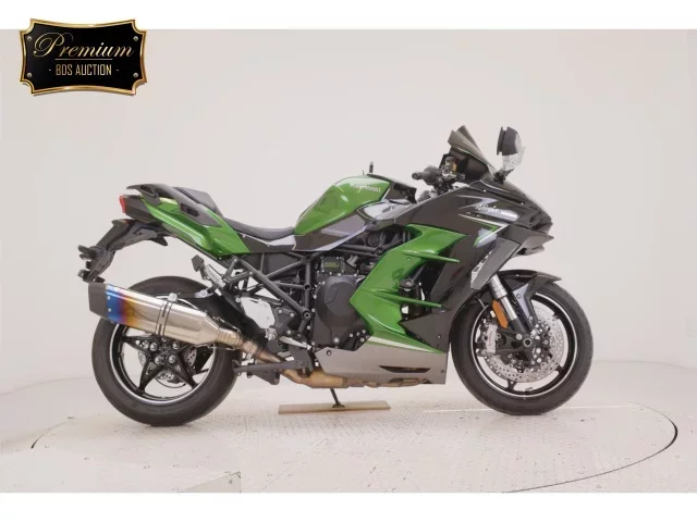 Kawasaki Ninja H2 SX SE лот № 0045 оценка 5  с аукциона в Японии