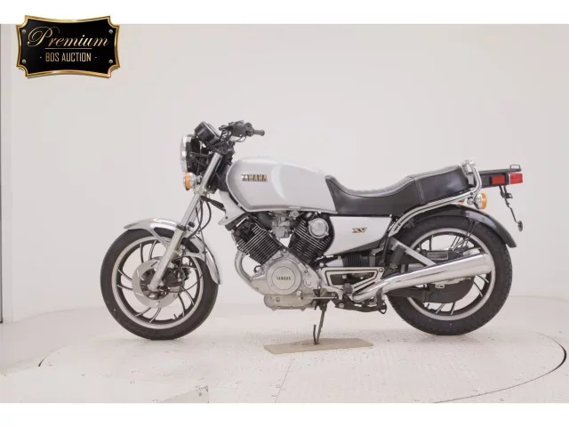 Yamaha XV750E