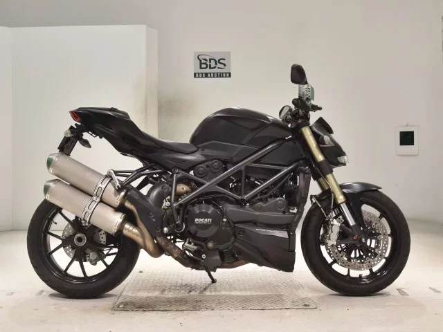 Ducati  STREETFIGHTER 848 лот № 0109 оценка 5  с аукциона в Японии