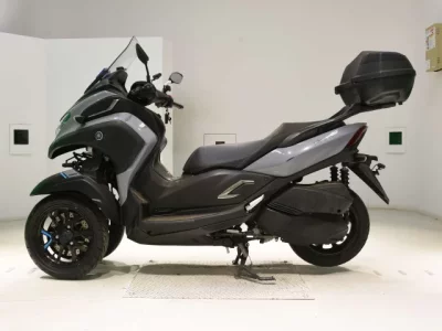 Yamaha TORI CITY 300 лот № 0107 оценка 4  с аукциона в Японии 2