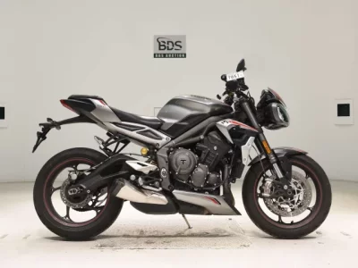 Triumph TRIUMPH STREET TRIPLE RS  с аукциона в Японии