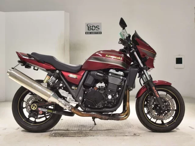 Kawasaki ZRX1200 лот № 7748 оценка 4  с аукциона в Японии