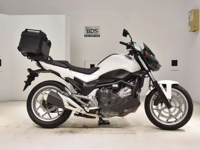Honda NC750S лот № 5162 оценка 5  с аукциона в Японии