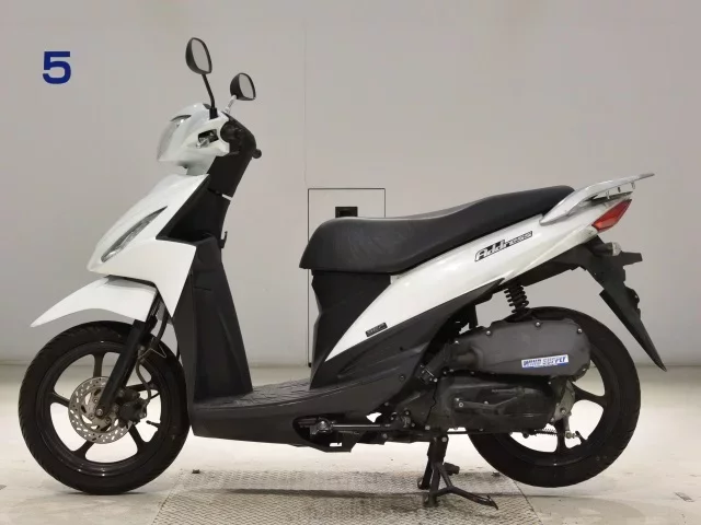 Suzuki ADDRESS110-2