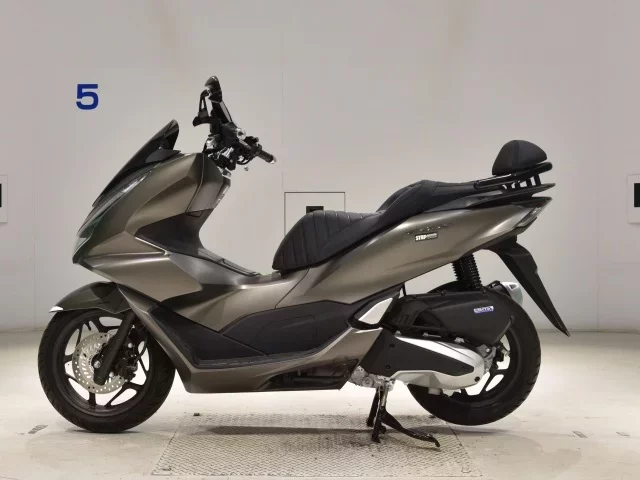 Honda PCX125-4