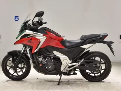 Honda NC750XD-3 лот № 5389 оценка 5  с аукциона в Японии 2