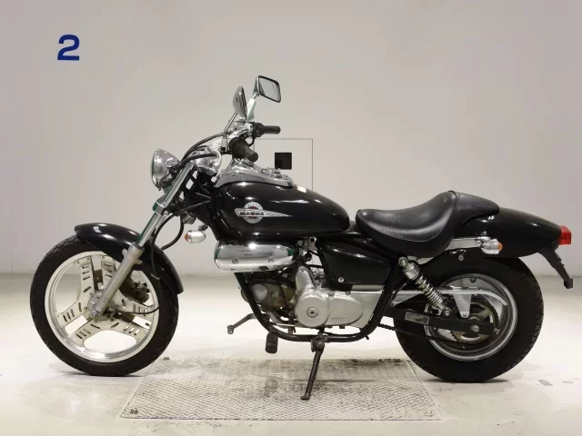 Honda MAGNA 50