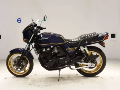 Kawasaki ZRX400  с аукциона в Японии