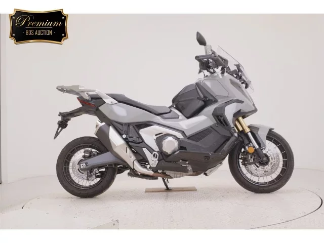 Honda X-ADV750-2 лот № 7533 оценка 5  с аукциона в Японии