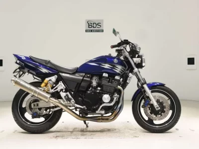 Yamaha XJR400R-3  с аукциона в Японии