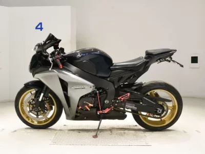 Honda CBR1000RR ABS  с аукциона в Японии