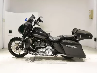 Harley-Davidson HARLEY FLHX1690  с аукциона в Японии