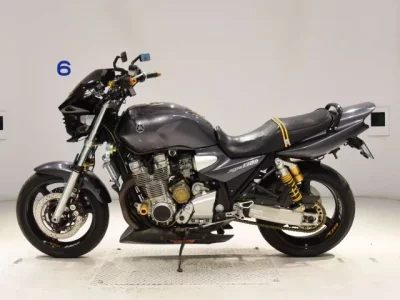 Yamaha XJR1300  с аукциона в Японии