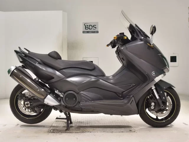 Yamaha T-MAX530 ABS лот № 2876 оценка 4  с аукциона в Японии