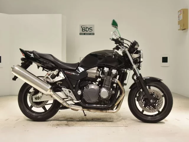 Honda CB1300SF лот № 5142 оценка 4  с аукциона в Японии