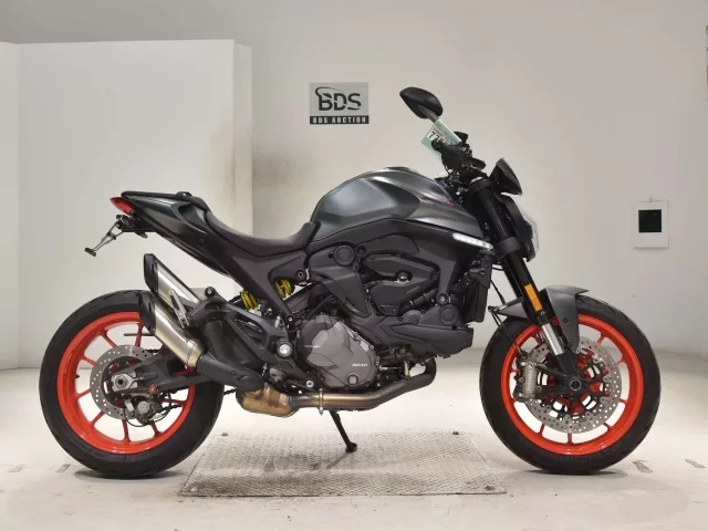 Ducati  M937+ лот № 7756 оценка 5  с аукциона в Японии