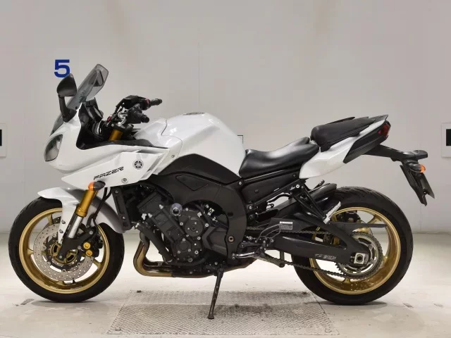 Yamaha FZ8-S