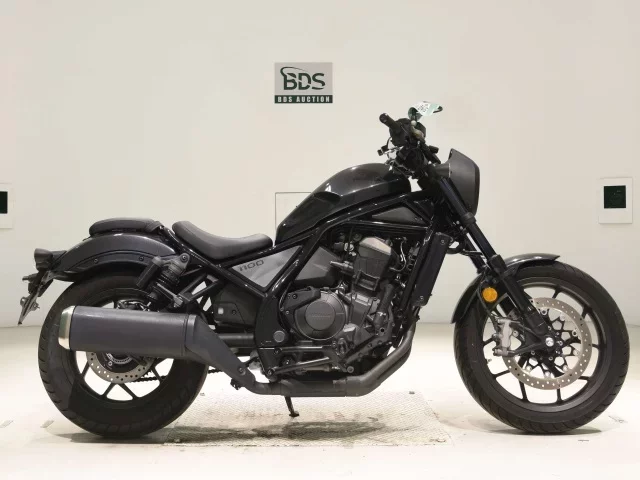 Honda REBEL 1100 лот № 7863 оценка 5  с аукциона в Японии