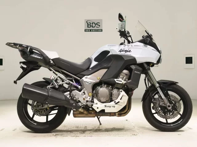 Kawasaki VERSYS 1000 лот № 7802 оценка 4  с аукциона в Японии