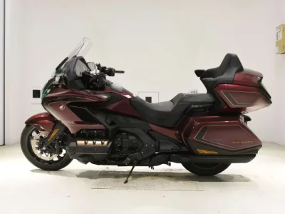 Honda GL1800 TOUR D  с аукциона в Японии