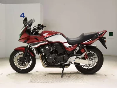 Honda CB400SFV-4 BOLDORABS  с аукциона в Японии