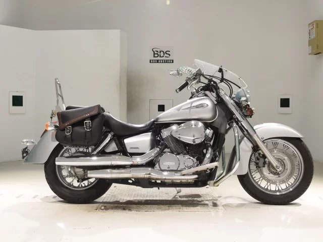 Honda SHADOW400 CLASSIC лот № 7851 оценка 4  с аукциона в Японии