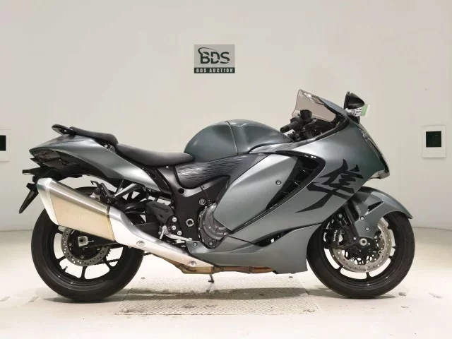 Suzuki HAYABUSA -3 лот № 7621 оценка 6  с аукциона в Японии