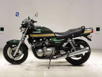 Kawasaki ZEPHYR750  с аукциона в Японии