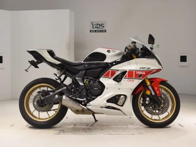 Yamaha YZF-R7-2