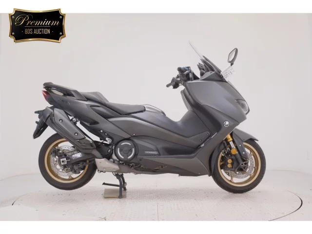 Yamaha T-MAX560T лот № 0013 оценка 5  с аукциона в Японии